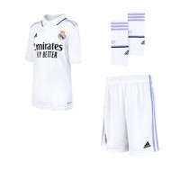 Real Madrid David Alaba #4 Fußballbekleidung Heimtrikot Kinder 2022-23 Kurzarm (+ kurze hosen)